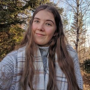 Meet your Posher, Angélique